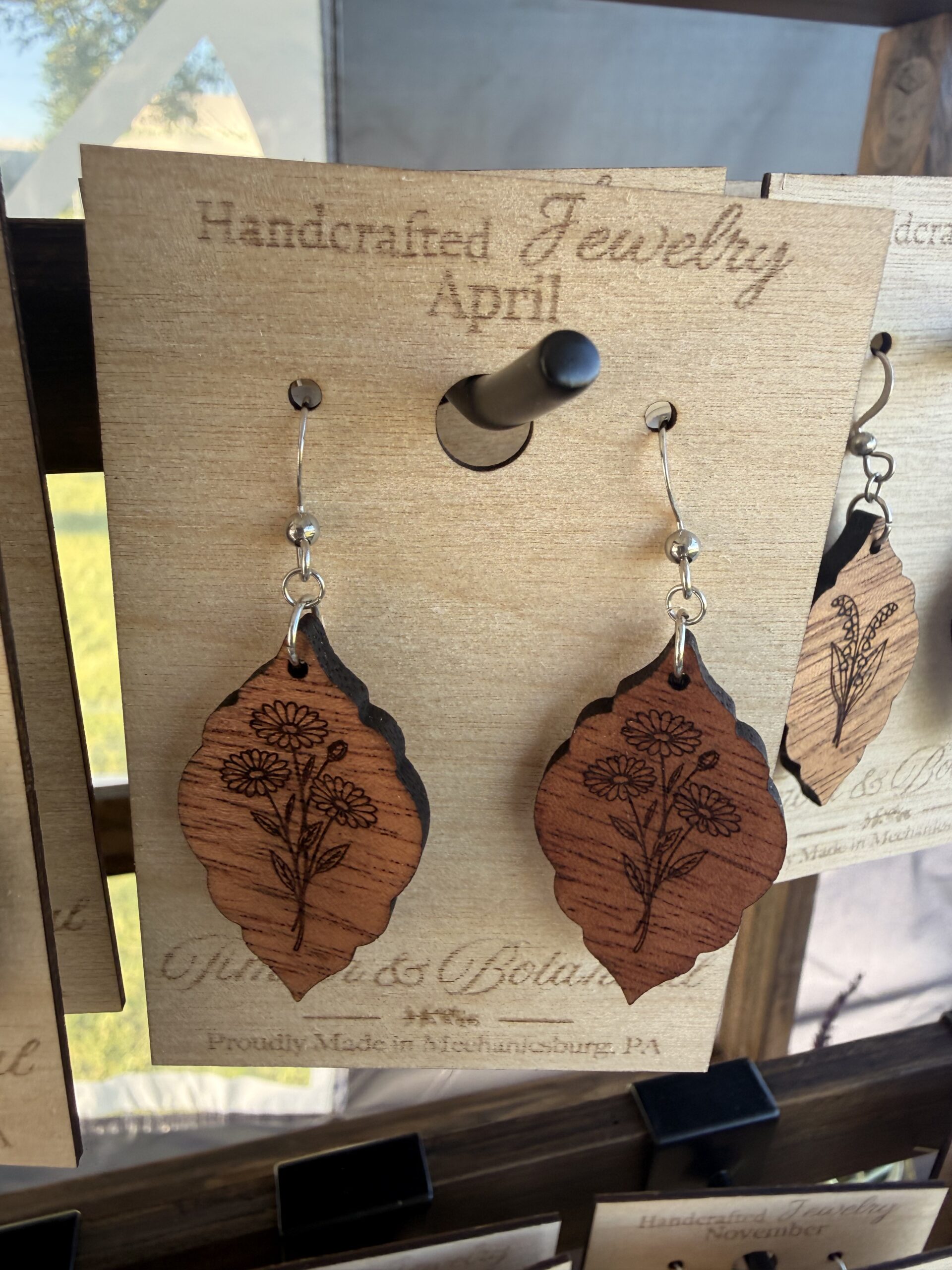 Birth Flower Wooden Earrings - Image 4
