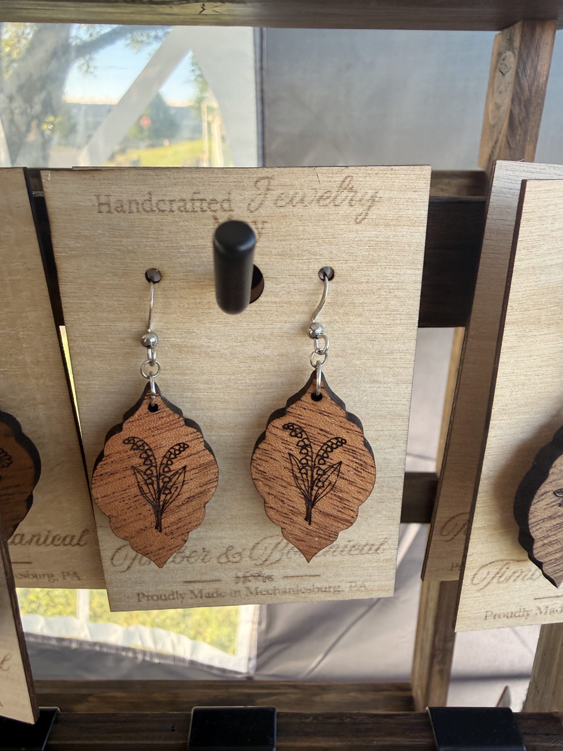 Birth Flower Wooden Earrings - Image 5