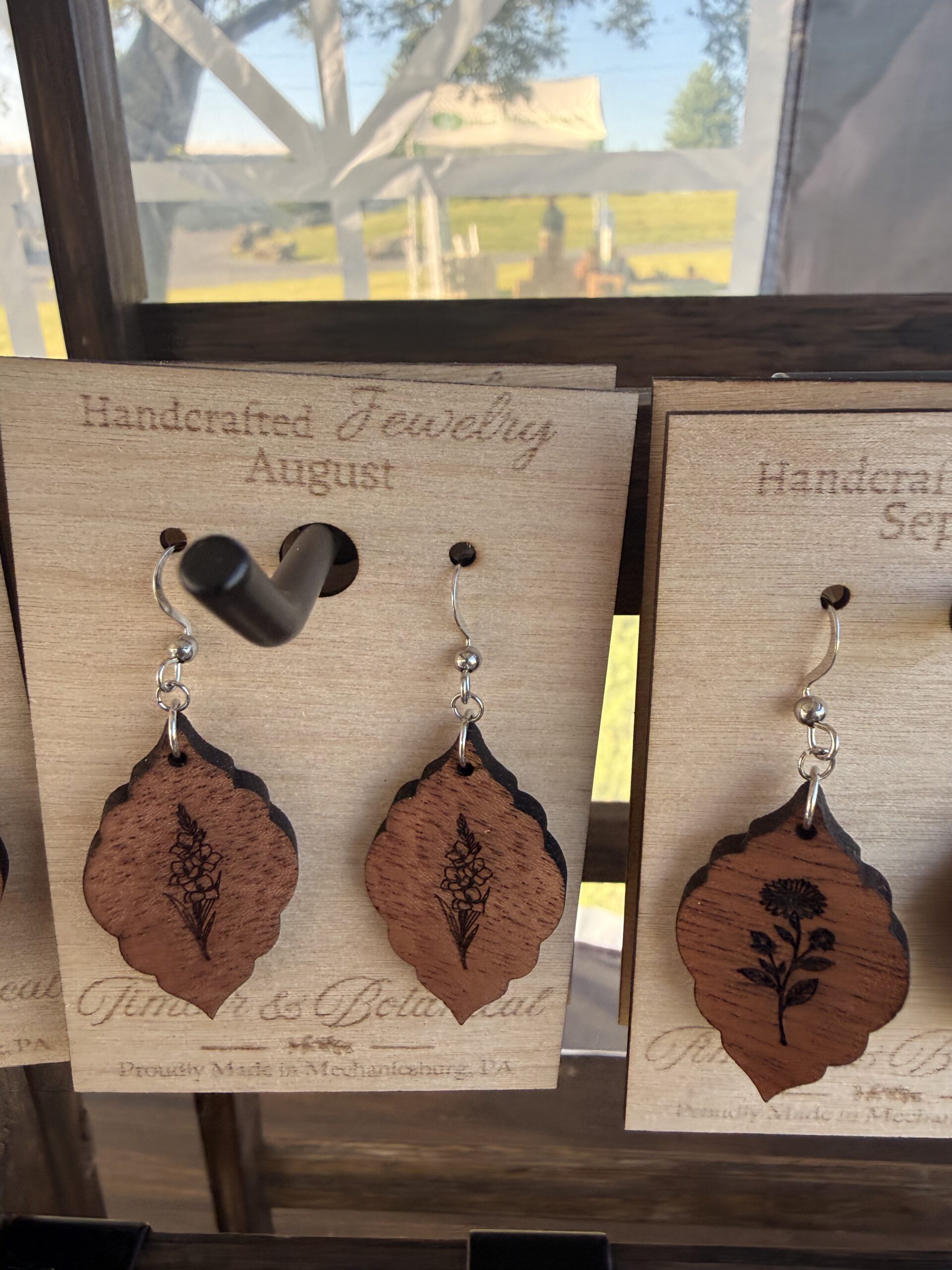 Birth Flower Wooden Earrings - Image 8