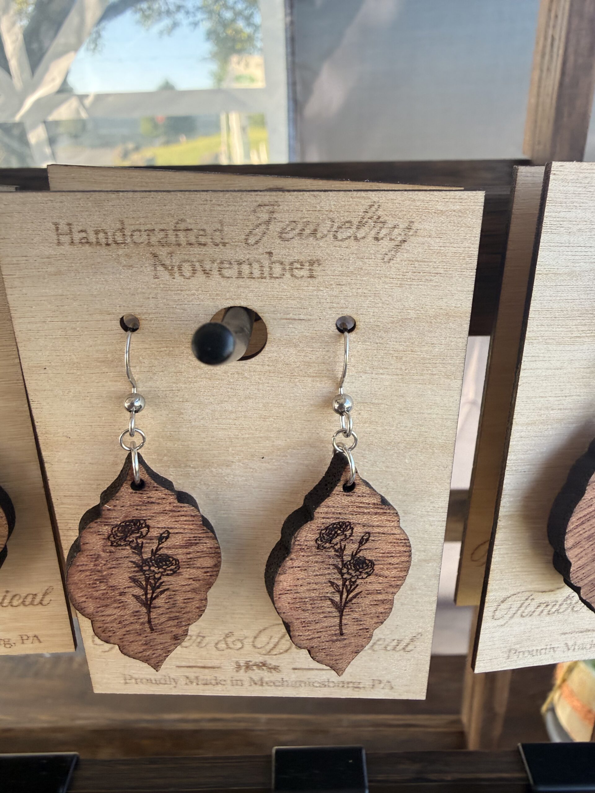 Birth Flower Wooden Earrings - Image 11